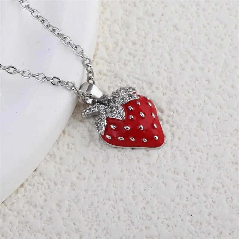 Cute Strawberry Pendant Necklace – Romantic Jewellery for Halloween